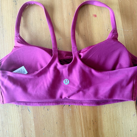 Lululemon Wunder Train pink/Magenta Sports Bra size 8 C-D cup new without tags - Picture 4 of 5